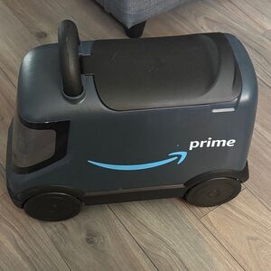 Amazon Kids Ride-On Prime Delivery Truck in Dark Gray and Blue